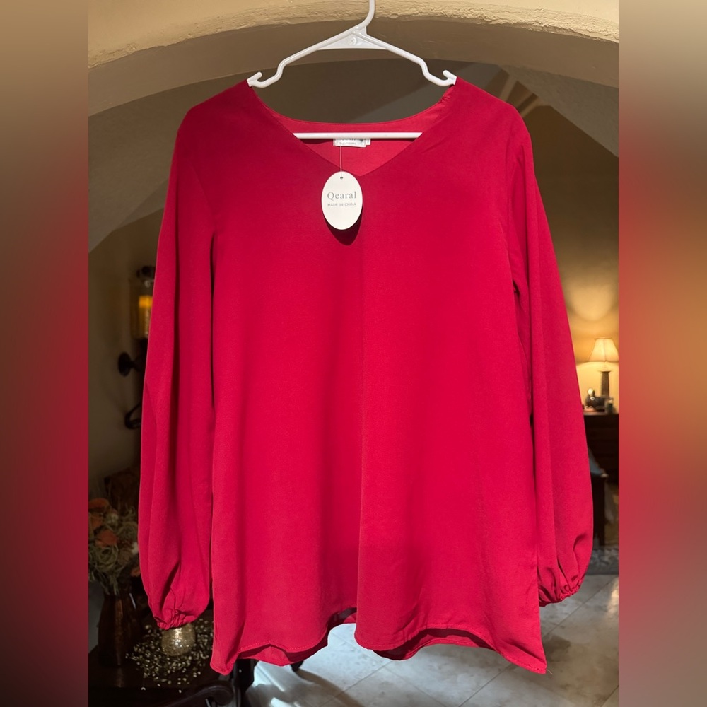 NWT Qearal Women's Red V-Neck Blouse